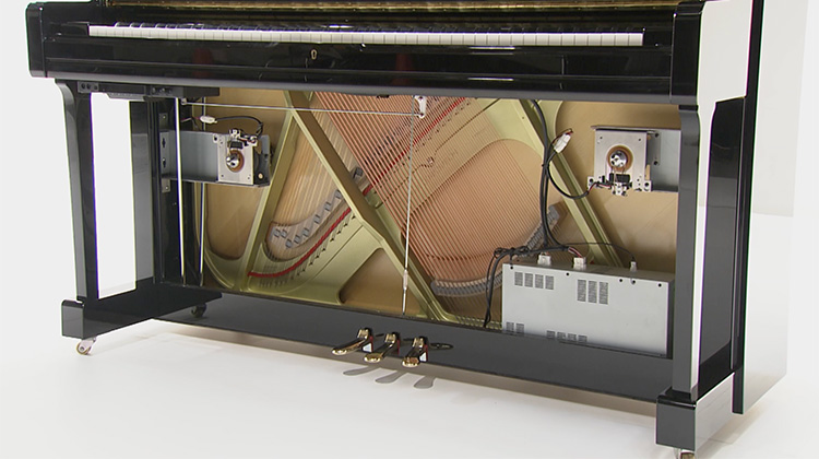 It is developed with the idea of controlling the volume of the instrument via the resonance of the acoustic soundboard.