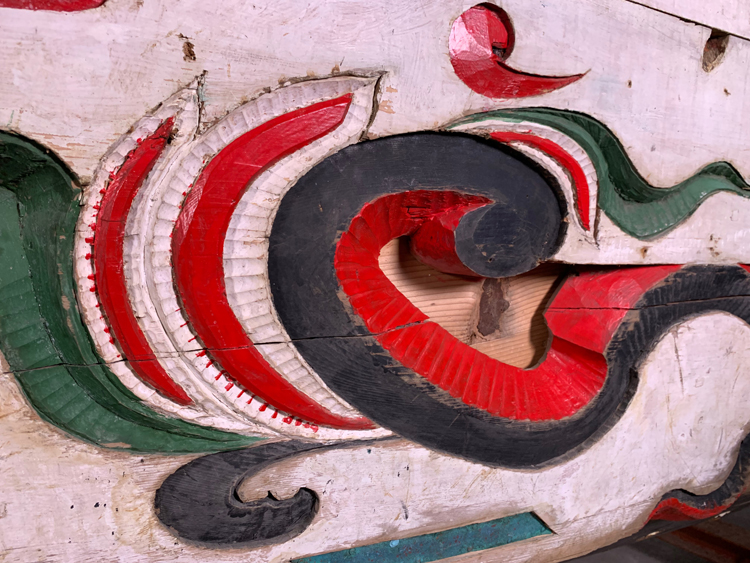 Decorative board details Photo: Takayuki Takeya